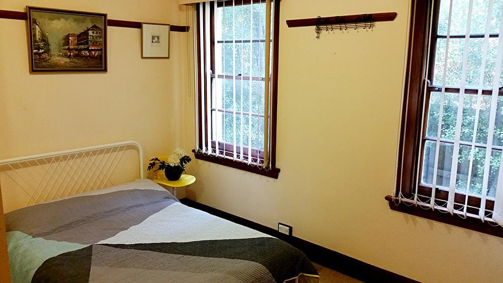 Quarto Duplo com Banheiro Compartilhado