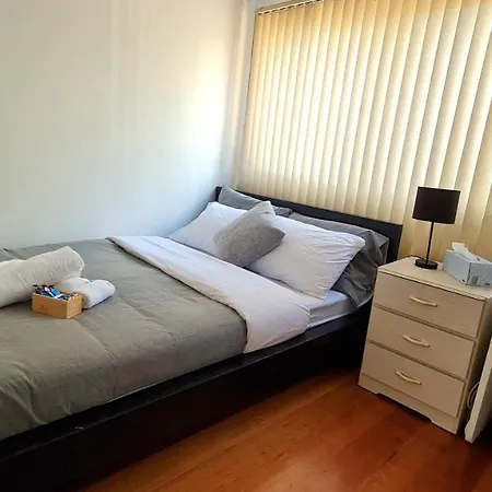 Cosy Room Close To Melb Airport-2