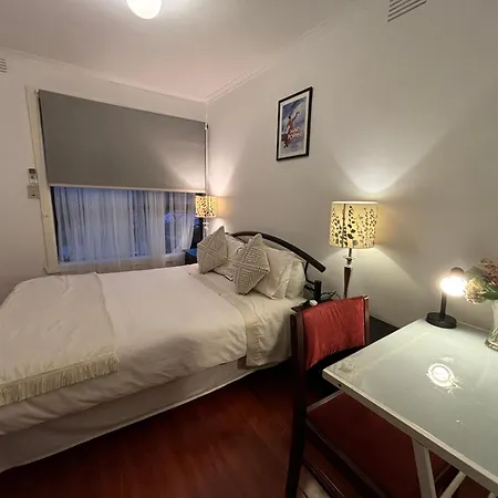 Sunny House - Melbourne Airport Home-2
